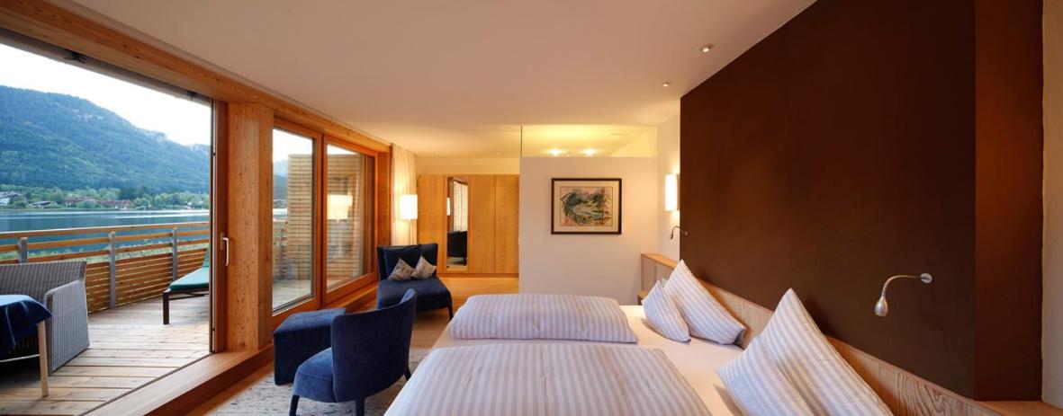 Seehotel Enzian Weissensee Zewnętrze zdjęcie