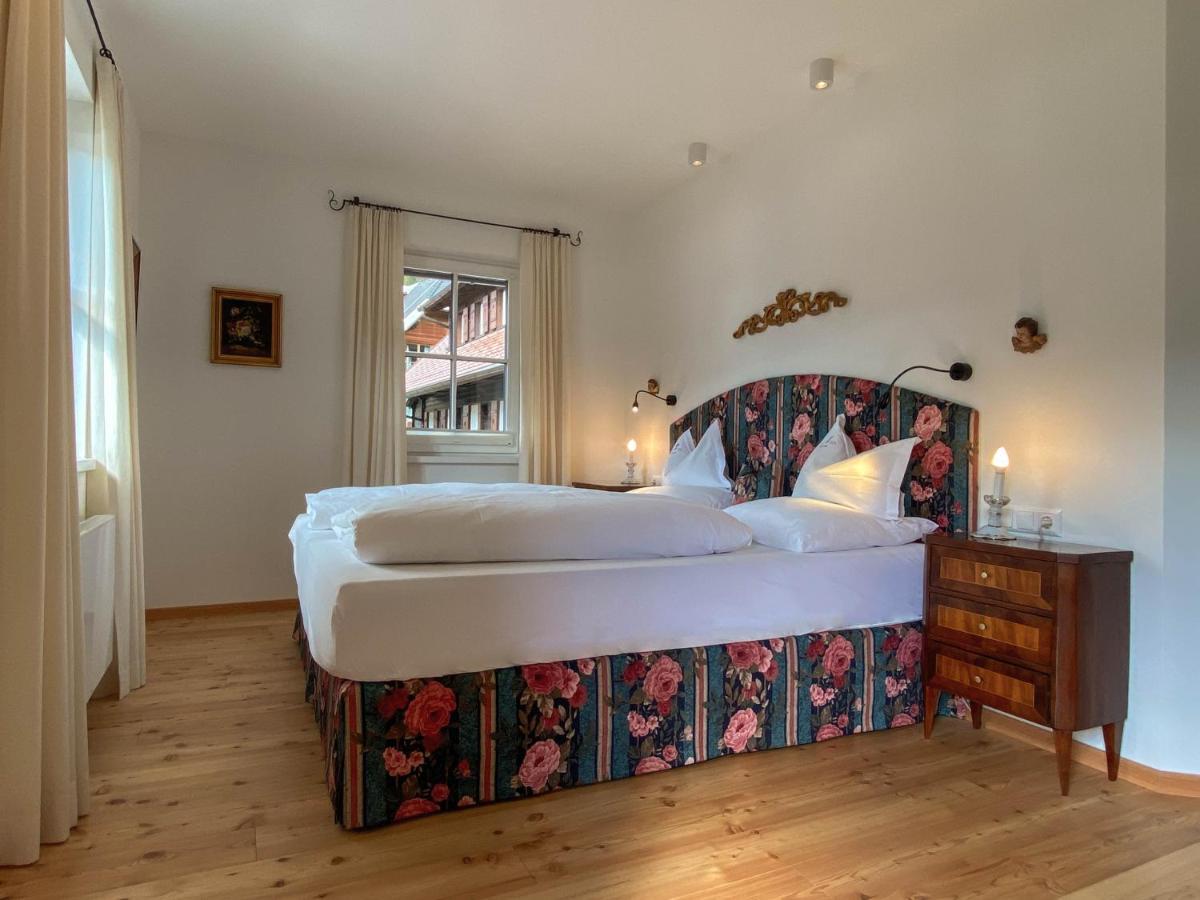 Seehotel Enzian Weissensee Zewnętrze zdjęcie
