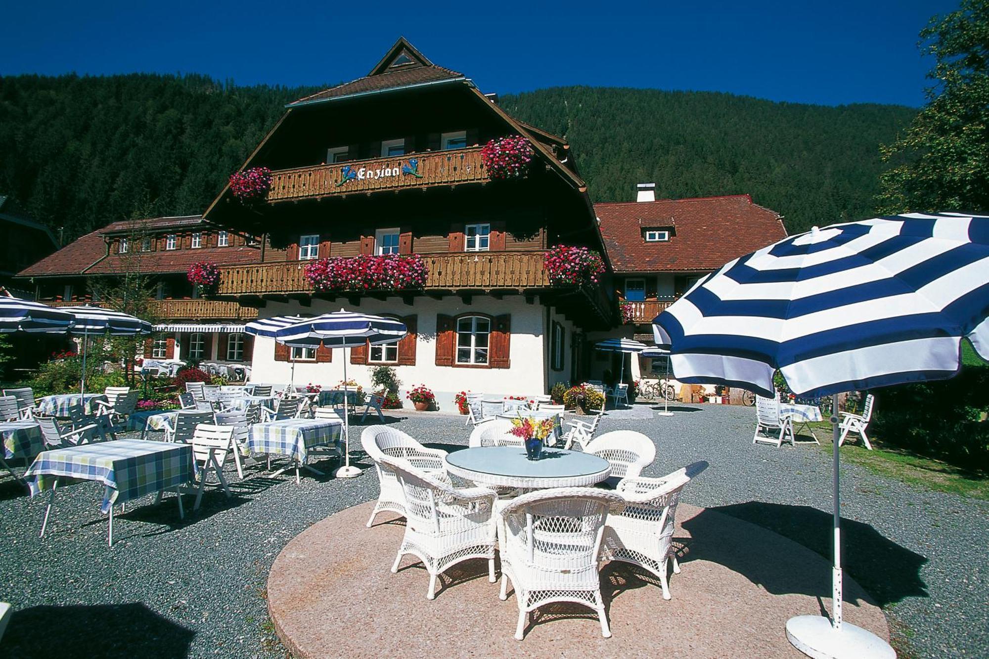 Seehotel Enzian Weissensee Zewnętrze zdjęcie