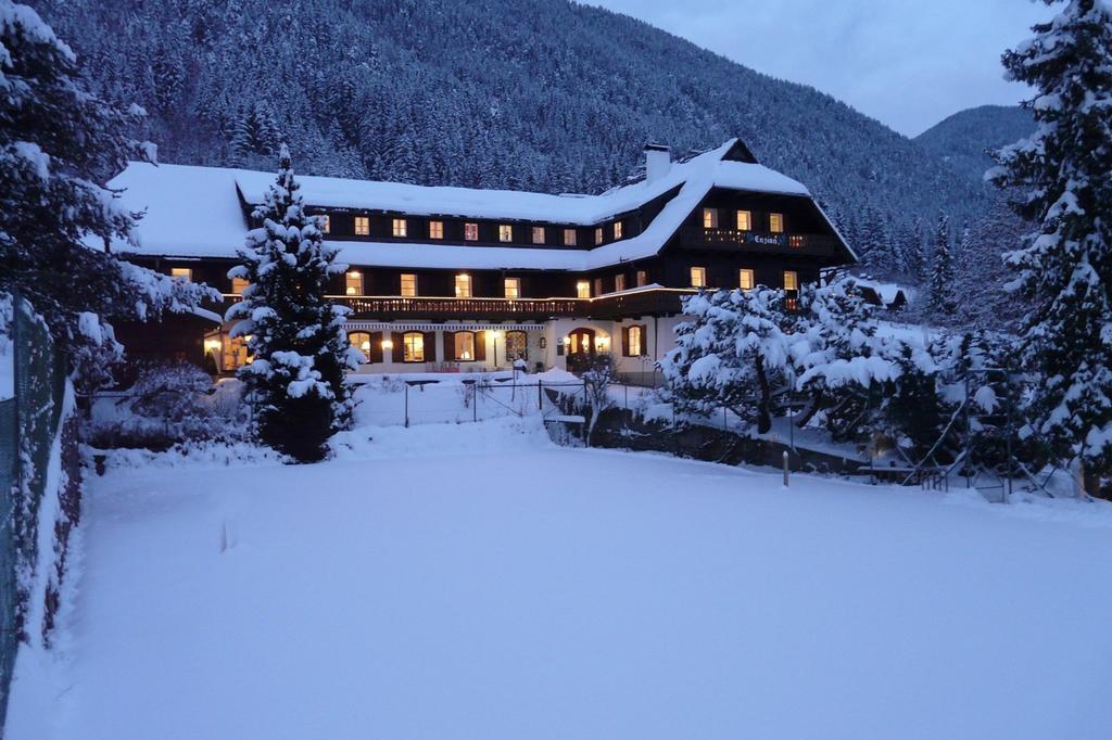 Seehotel Enzian Weissensee Zewnętrze zdjęcie