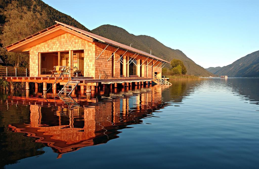 Seehotel Enzian Weissensee Zewnętrze zdjęcie